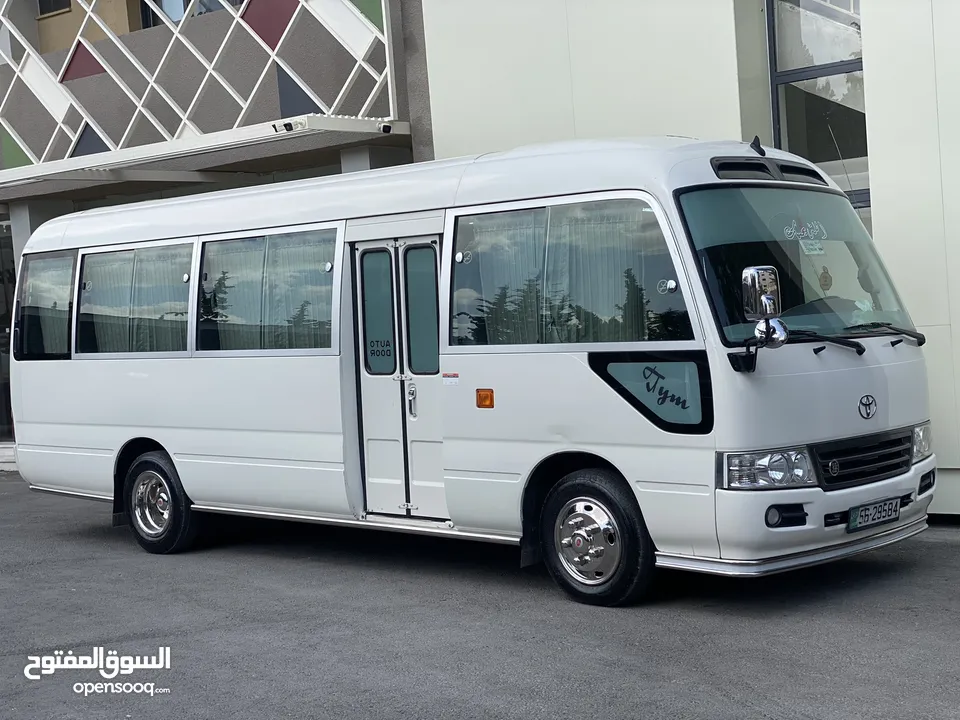 باصات حديثه للايجار