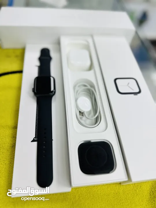 Apple Watch Series 4 44mm Black Titanium