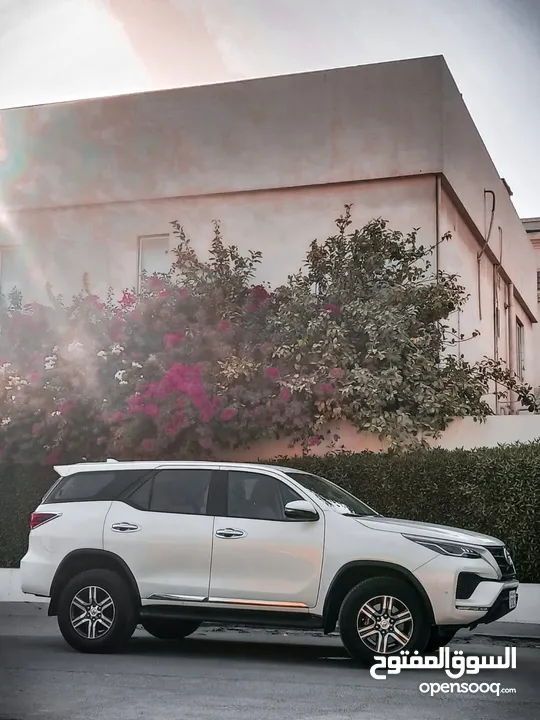 TOYOTA FORTUNER 2022 AGENT MAINTAINED CAR FOR SALE