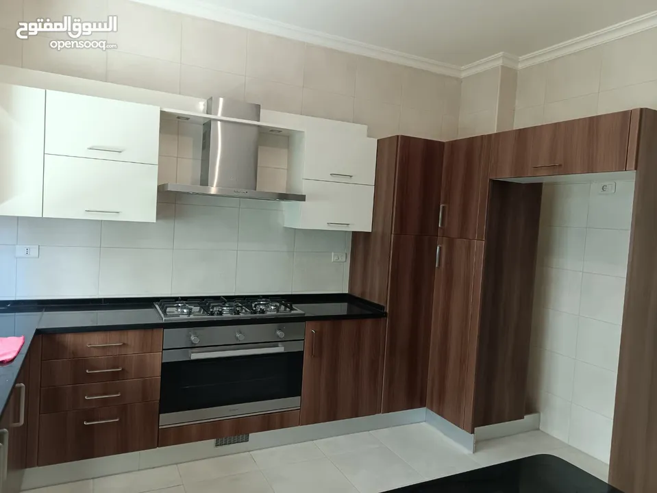شقة شبه مفروشة للايجار في دير غبار ( Property 40672 )-174876150