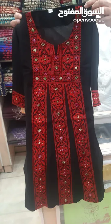 ملابس بناتي سنتين لثلاث وملابس ولادي 8 سنين