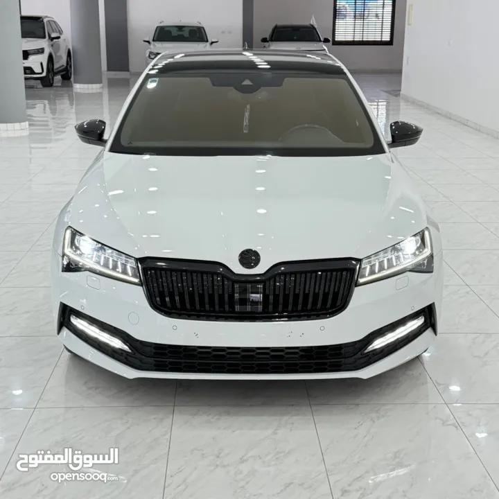 ŠKODA SUPER B SPORT LINE FACE LIFT