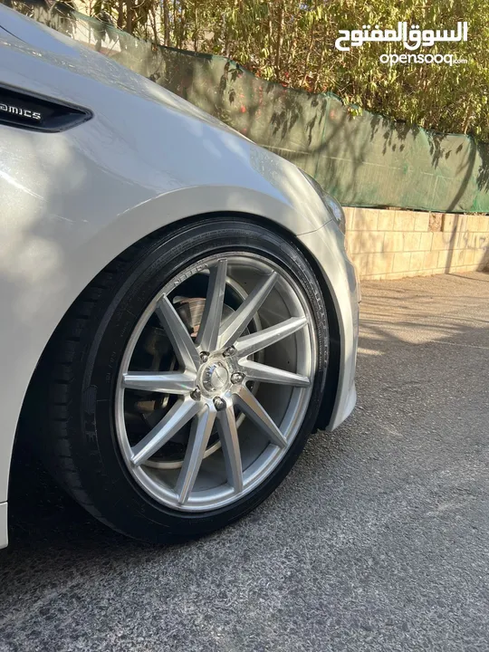 جنط 18 VOSSEN مع كوشوك