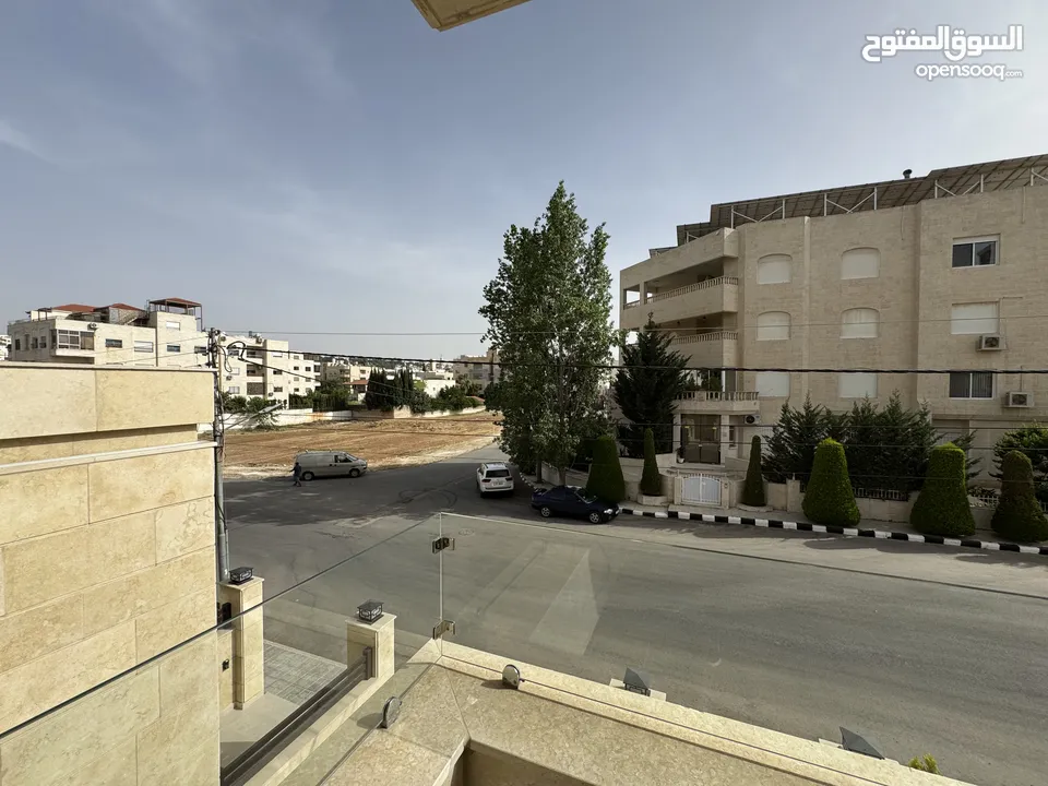 شقة مميزة باجمل مناطق النخيل مساحة221م طابق اول بتشطيبات مميزة