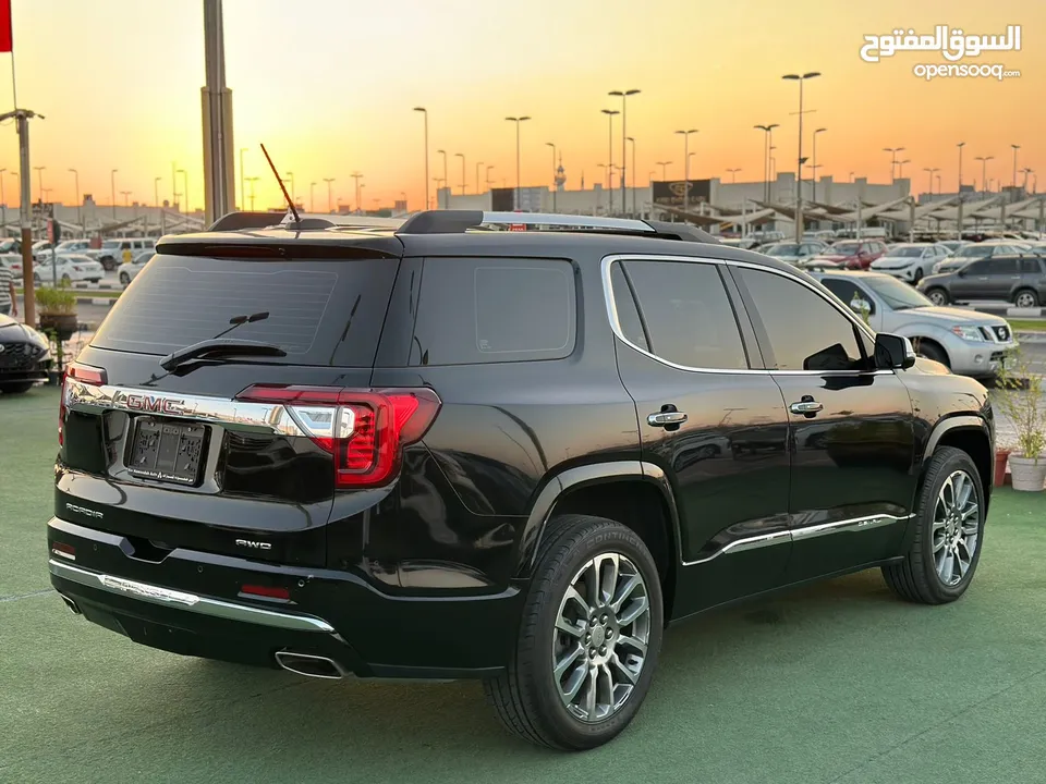 GMC ACADIA DENALI - 2023 - --‎-جي ام سي اكاديا دينالي  -2023-حالة ممتازة