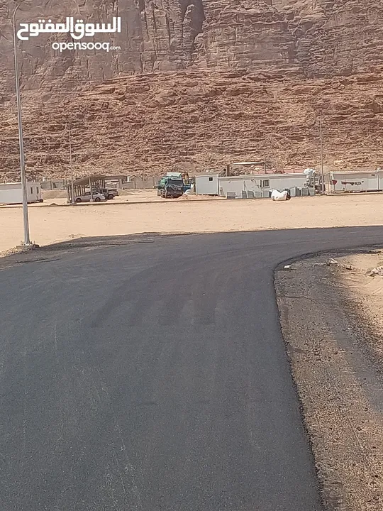 تزفيت ساحات وعزل اسطح