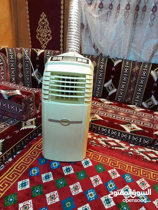 عدد مكيفات السعر من 140 الى 170 كامل اغراضهن الريموت والمسطره والبي مقفول رقم التليفون موجود