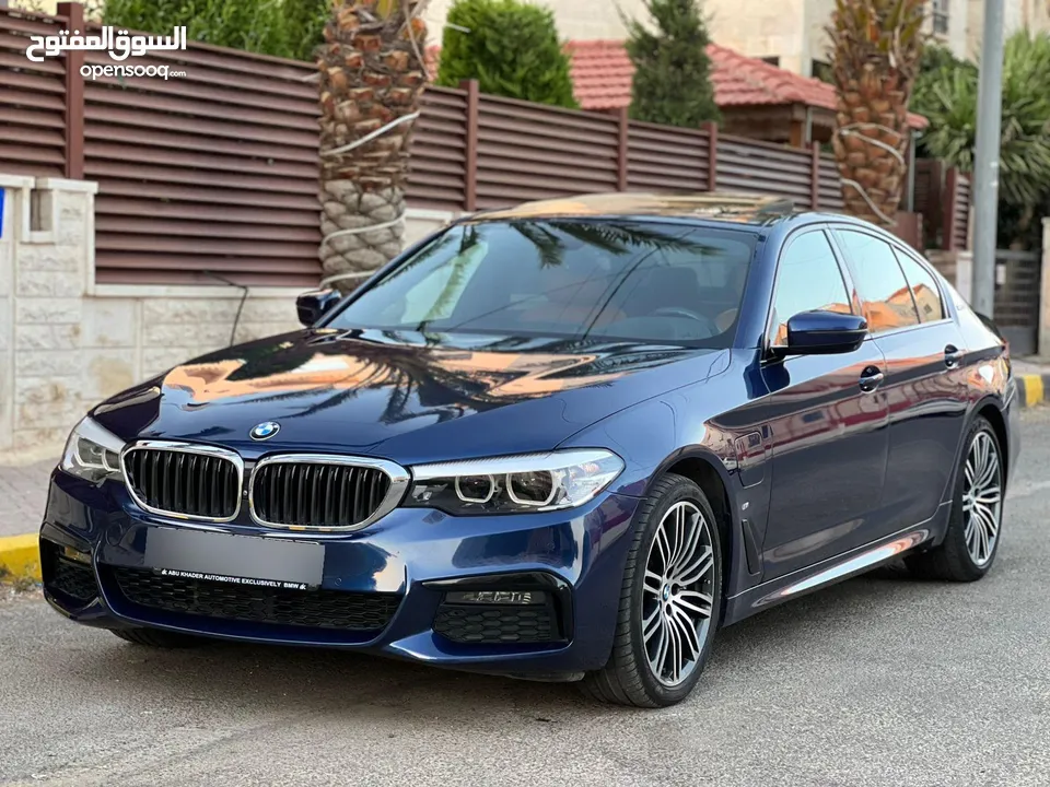 BMW 530e 2019 M sport package  Bought from dealership abo Khader 1 owner  Fully loaded 7 Jayed
