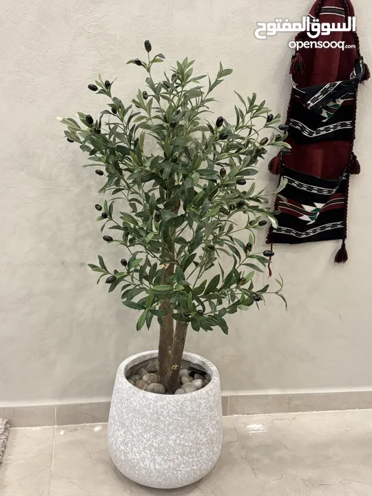 شجر اطناعي بطابع الطبيعي