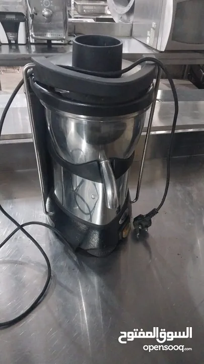 بيع و شراء و تصليح جميع عصارات جزر و  فواكه صناعي