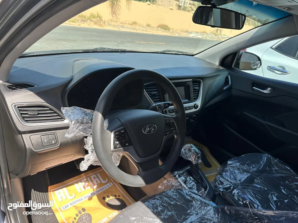 هيونداي أكسنت وارد أمريكي 2018 SE ماشي 92112 ميل حجم ماكينة 1600cc  1.6 بدون حادث صبغ وكالة