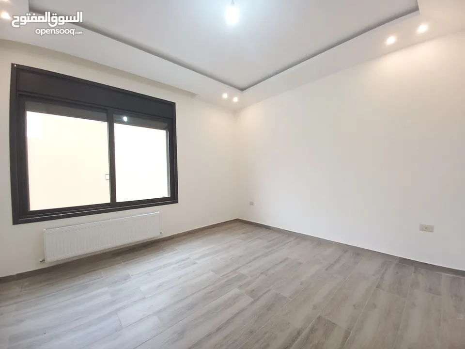 شقة غير مفروشة للإيجار في دير غبار  ( Property 35622 )-174968760