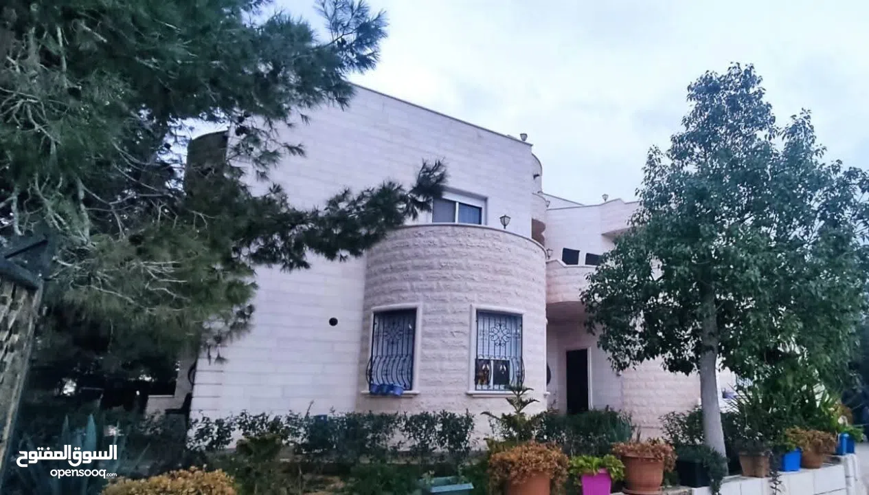 فلا وارض مميزه للبيع