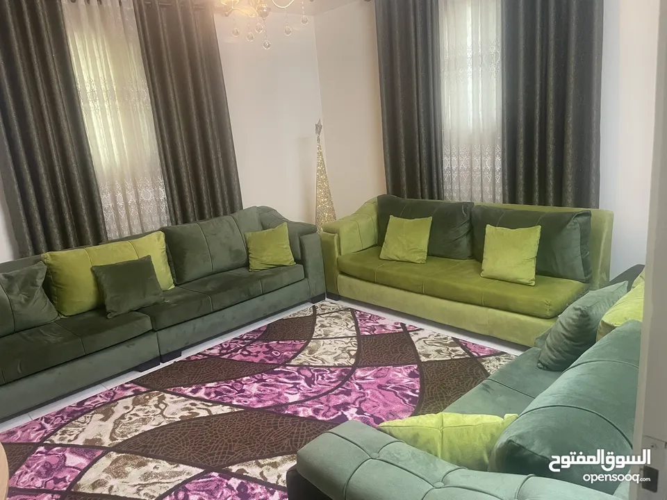 اثاث مستعمل