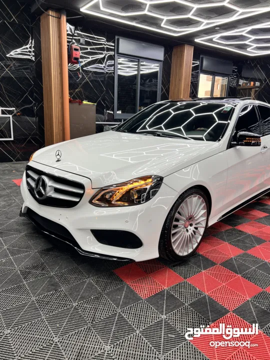 The All New Mercedes Benz  W212  E200