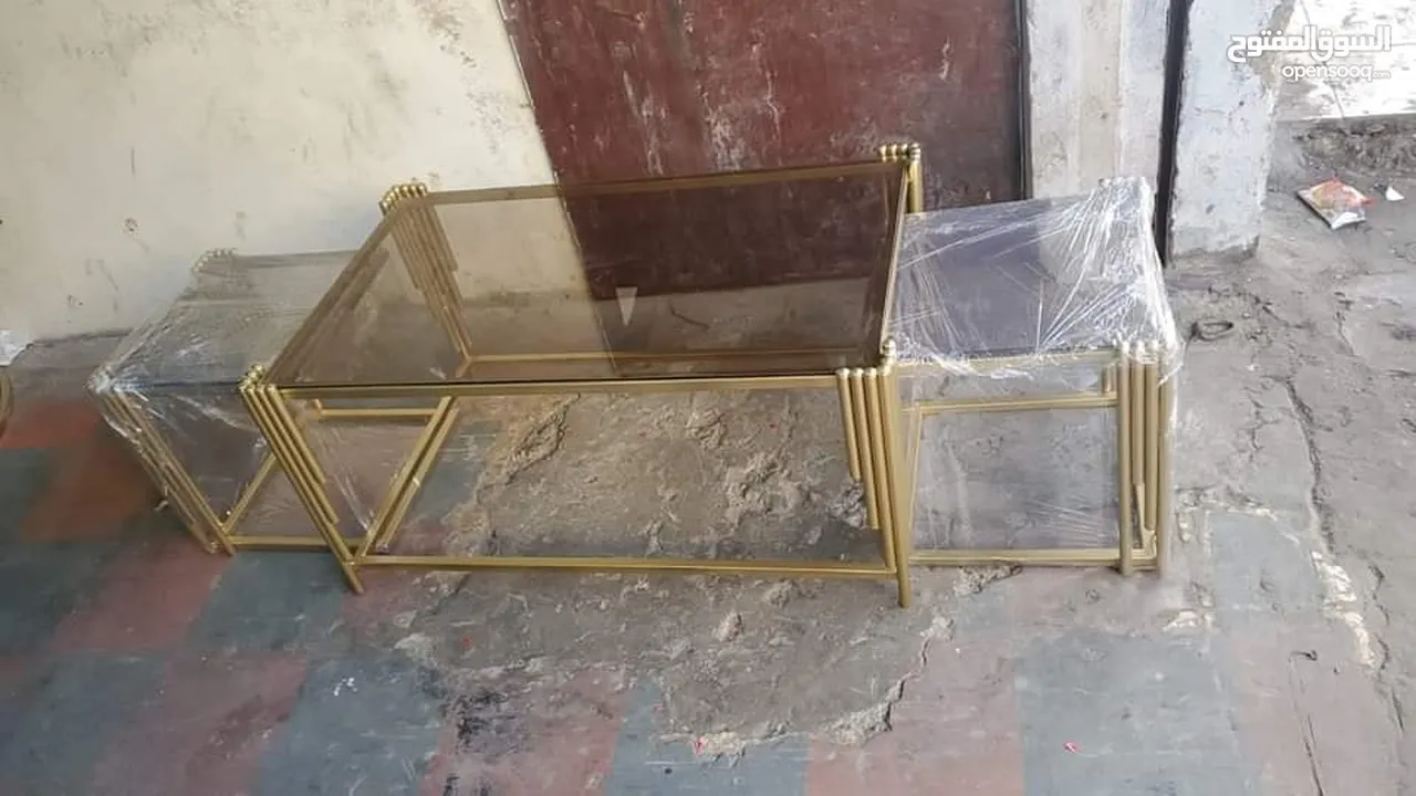 طرابيزات حديد باسعار مميزه لون ذهبي و فضي كل موديل الو سعر مختلف