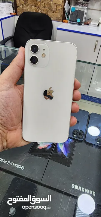 iPhone 12 128 GB بحالة ممتازة جدا بسعر مناسب