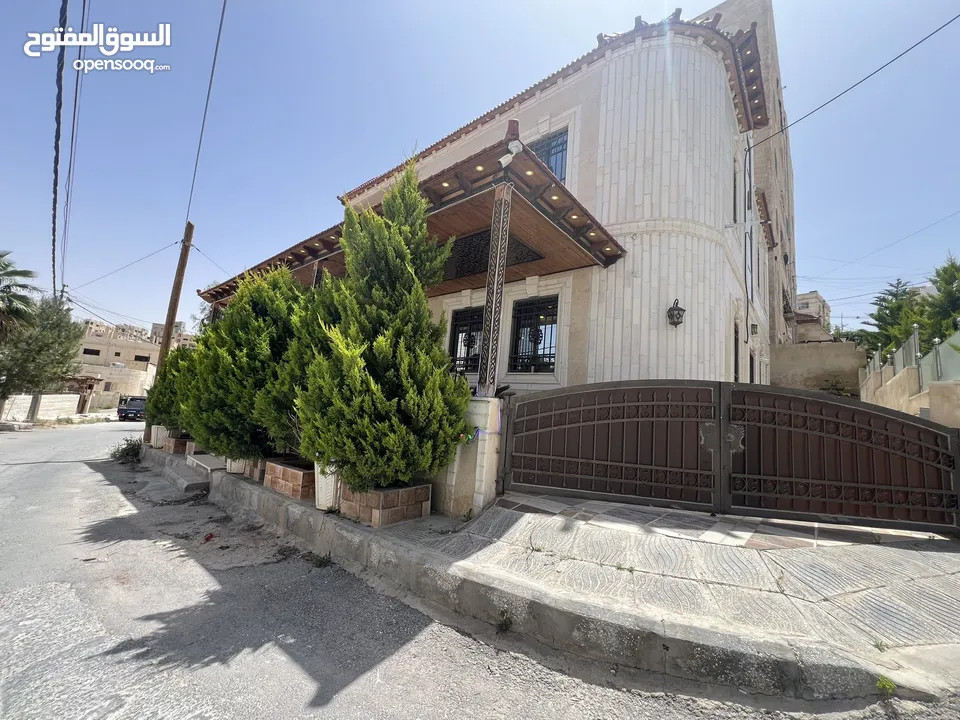 منزل دوبلكس للبيع بسعر مغري جدا