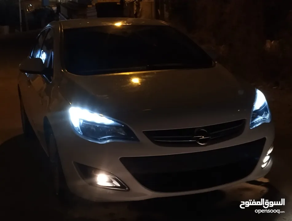 أوبل أسترا ( J ) موديل 2013 تسير 2016 ، بوضع الشركة