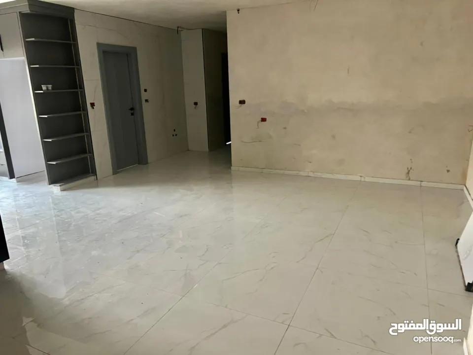 شقه للبيع بسعر مميز