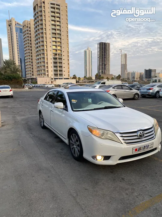 Toyota Avalon Limited 2012