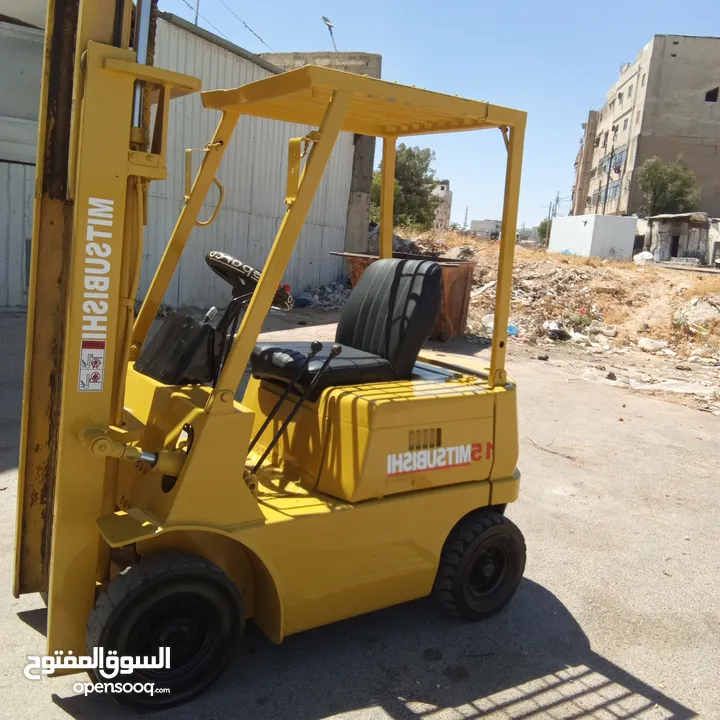 رافعه شوقيه ميتسوبييشي حموله طن ونص بنزين فحص كامل جيد جدا