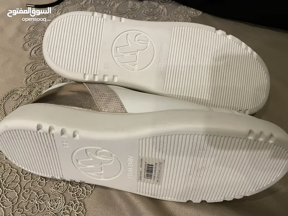 بوتين جداد مقاس 39 من ماركة Nine West