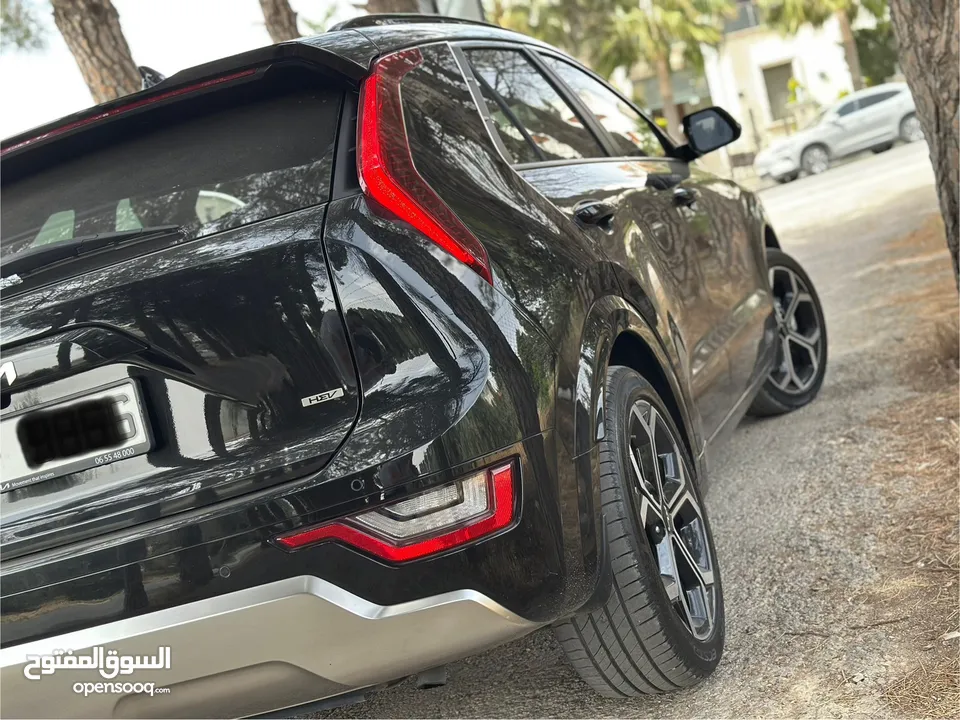 كيا نيرو الشكل الجديد وارد وكفالة الشركة 2023 فحص كامل ولا ملاحظة .