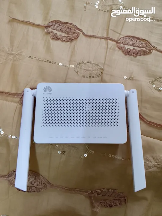 راوتر زين مع مقوي شبكه للبيع حي نزال شارع لينا النابلسي