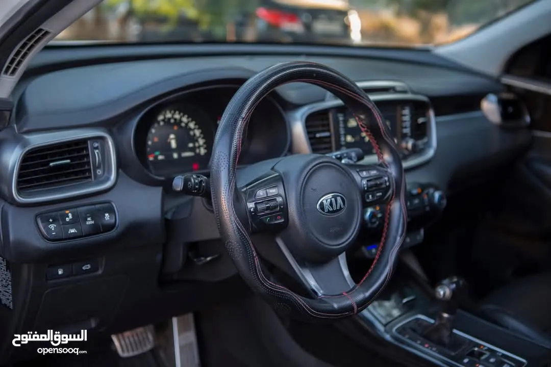 kia sorento 2017 4*4 2200 diesel