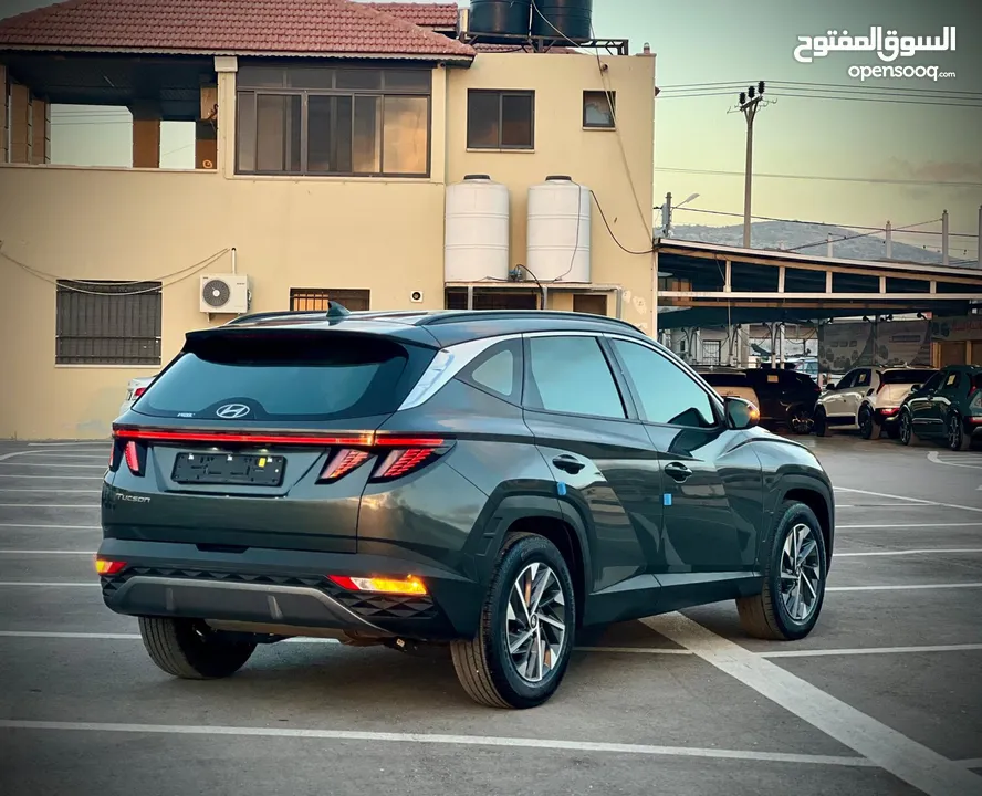 هونداي توسان/2022 فل الفل بدون فتحة سقف  2x4 ///240Hp بنزين + كهرباء  ( Haybrid) 1600cc