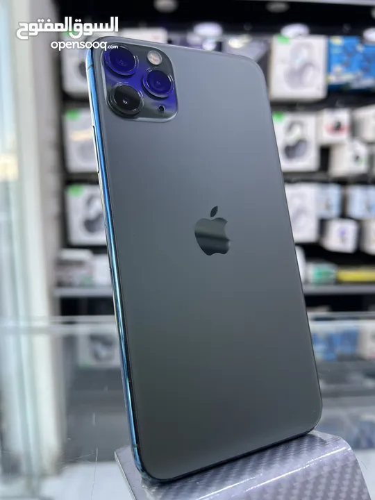 Used iPhone 11 Pro Max (256 GB) ايفون  11 برو ماكس مستعمل بحالة ممتازة  مكفول كفالة فحص و استخدام 30
