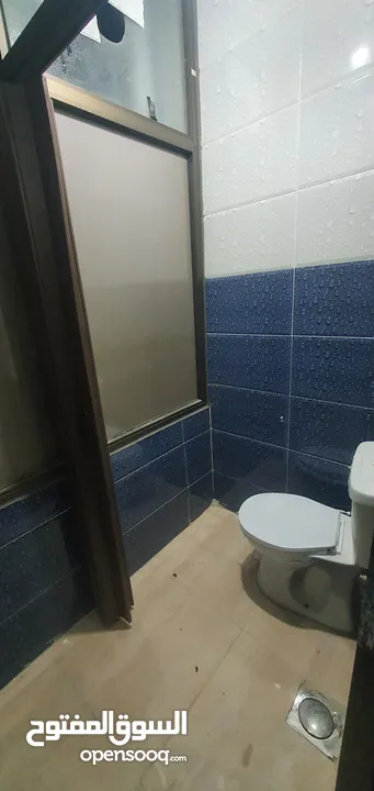 شقة سكنيه للايجار السنوي تشطيب ديلوكس
