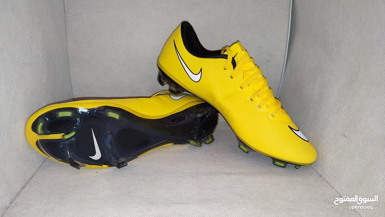 Football shoes أحذية كرة القدم نايك بأعلى مستويات الجودة