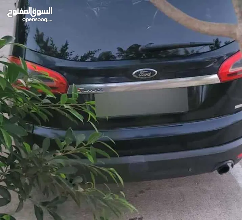 للبيع سيارة فورد c max 2014