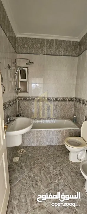 لقطه في أجمل مناطق ضاحية الأمير راشد شقة أخير مع روف 167م بتشطيبات راقية/ ref 4096