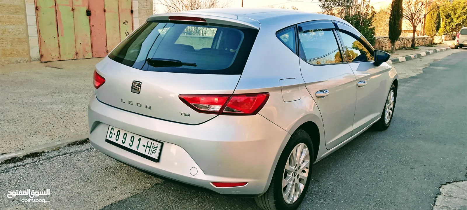 سيات ليون جير عادي