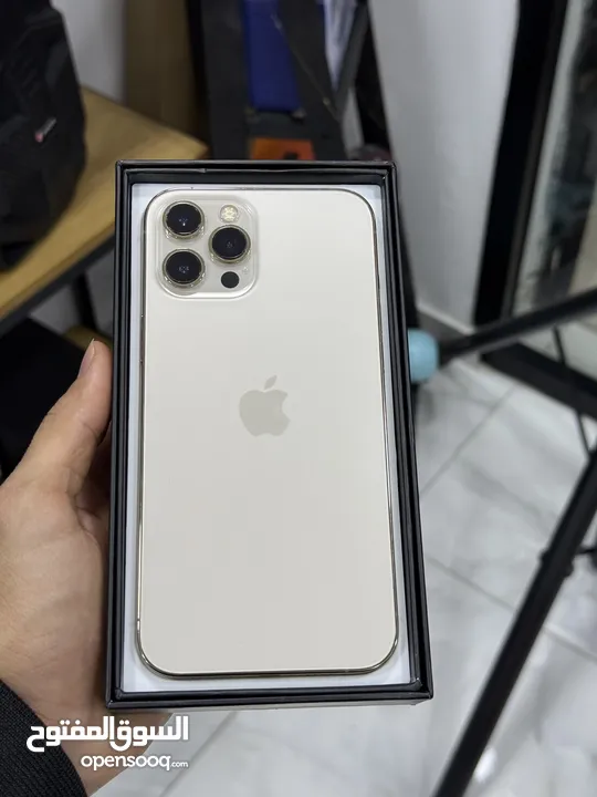 ايفون 12 برو ماكس