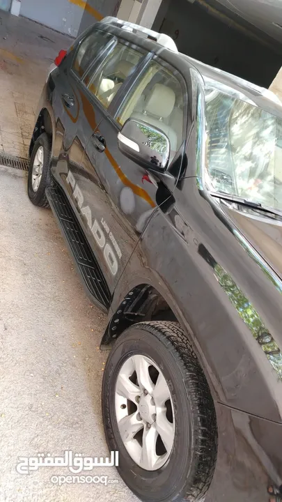 تويتا برادو لاند كروز 2013 toyota prado land cruiser2013 فحص 7 جيد لون اسود غرفه جلد بيج فورمايكا