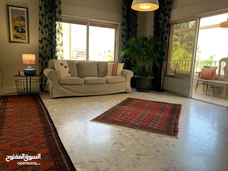 شقة مفروشة للإيجار في اللويبدة  ( Property 35656 ) سنوي فقط