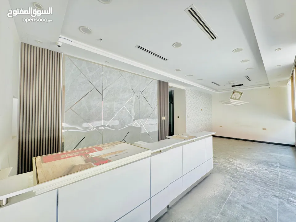 Shop available for business rent 135k yearly - in al Nahda 1 Dubai