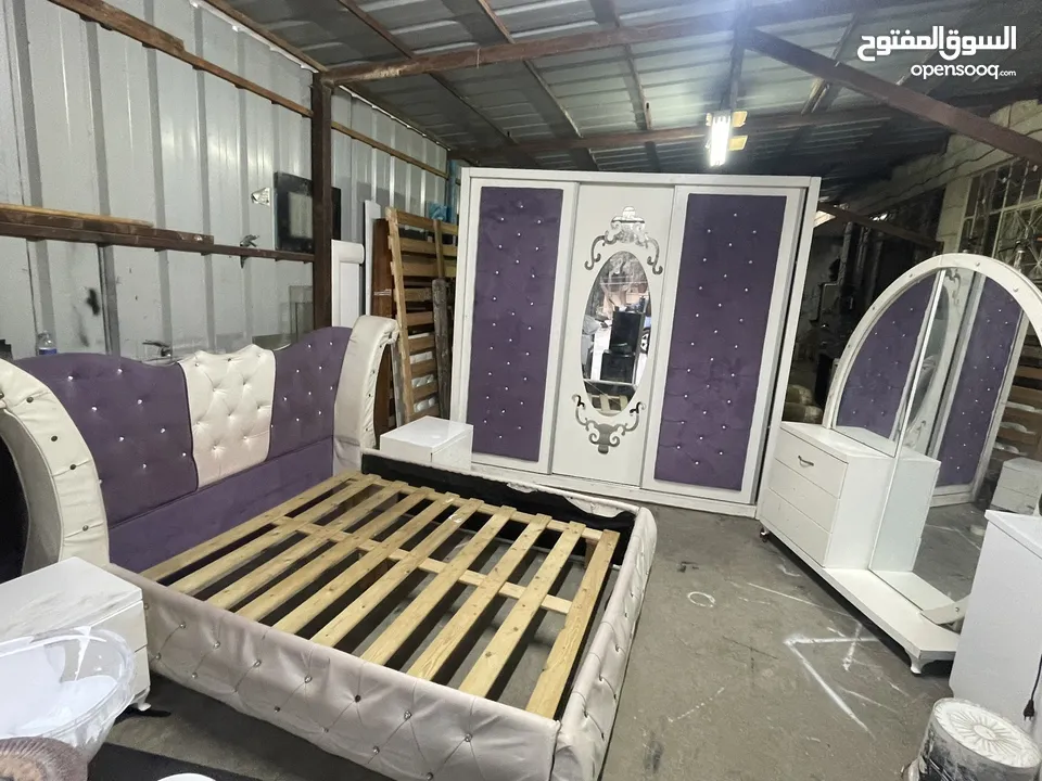 غرفة نوم  كامله تفصيل  خشب ساندوش   موجود في رام الله سعر2000  شامل  التوصيل