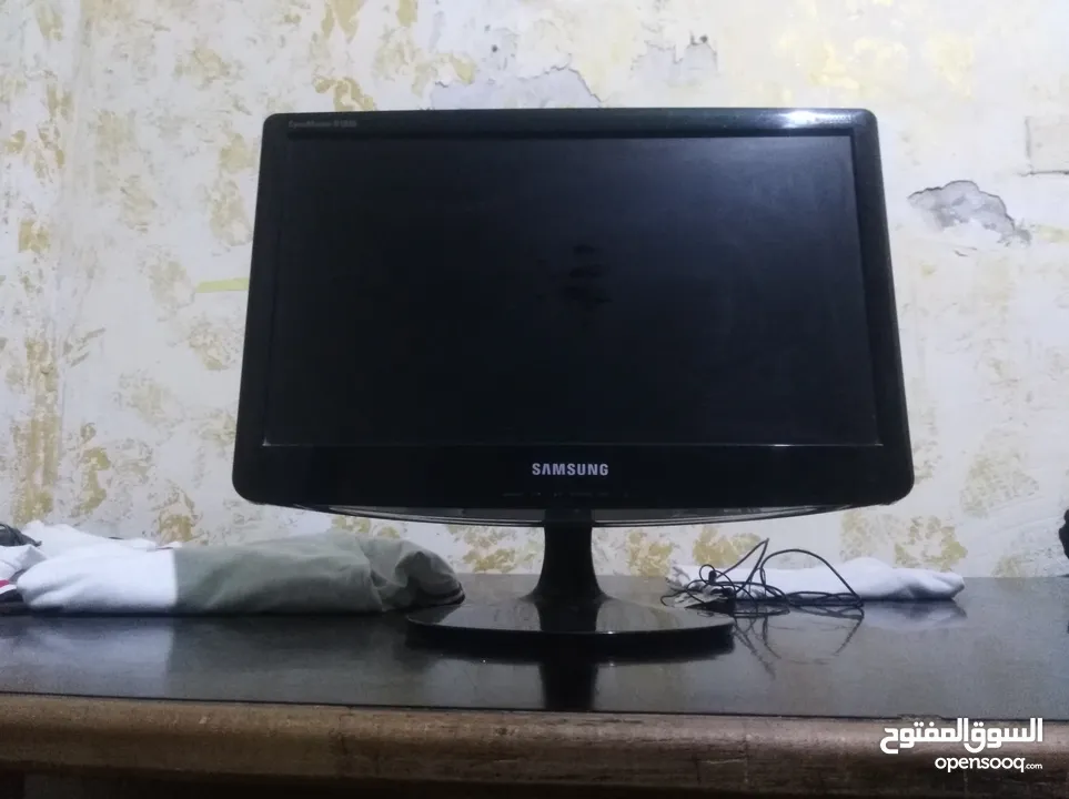 شاشه كمبيوتر للبيع