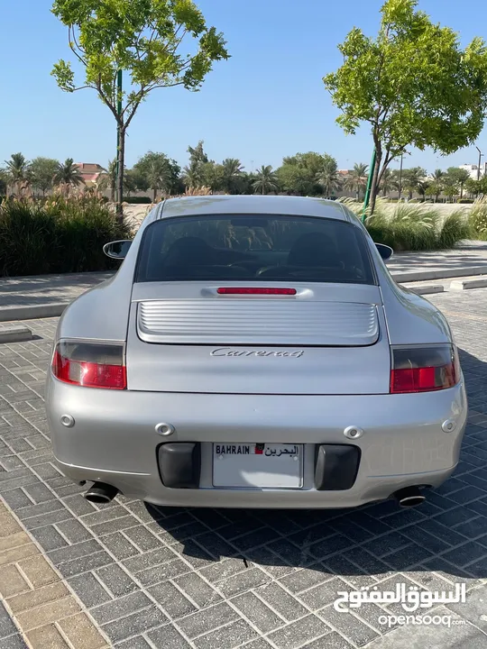 Porsche 911 Carerra 4