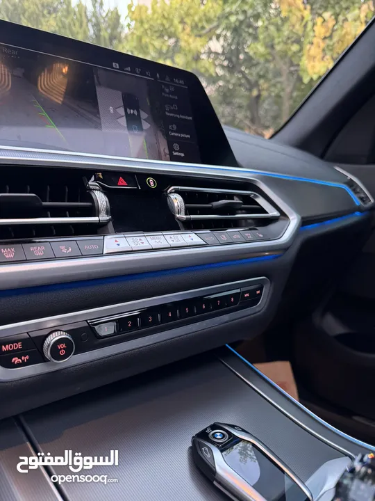 BMW X5 45e 2022 كهرباء بنزين محرك 3000 400 حصان دفعه اولى وشكات 36 شهر بدون بنوك أو مؤسسات