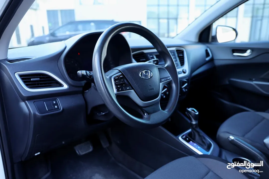 البيع HYUNDAI ACCENT MODEL 2021 السياره ماشية 73 كليو فقط السعر 3900 السياره بحالة الوكالة لتوا