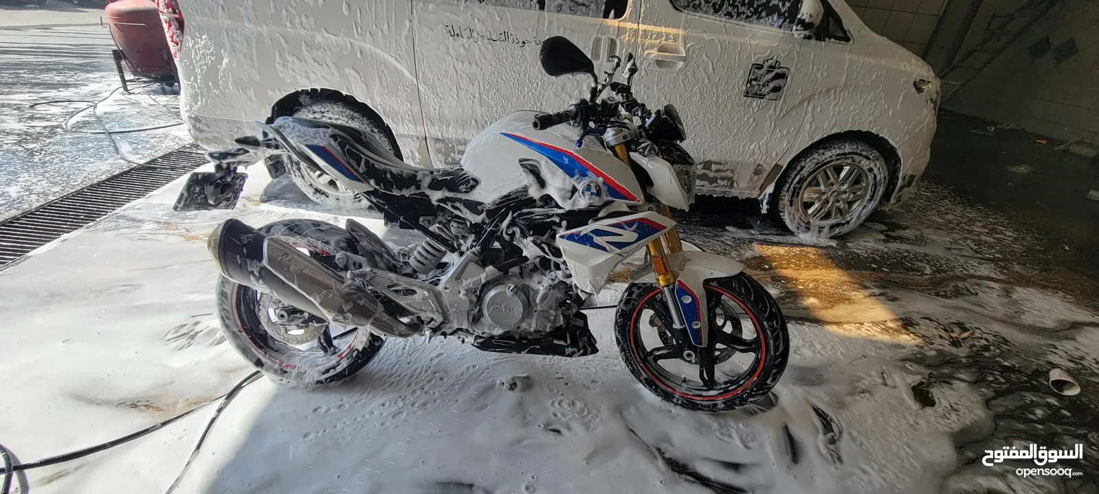 دراجة BMW G310R بحالة ممتازة ترخيص جديد