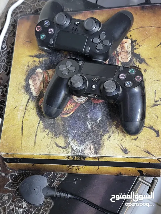 بلستيشن 4 ب 750ر.س  PS4 Slim 1تيرا عدن