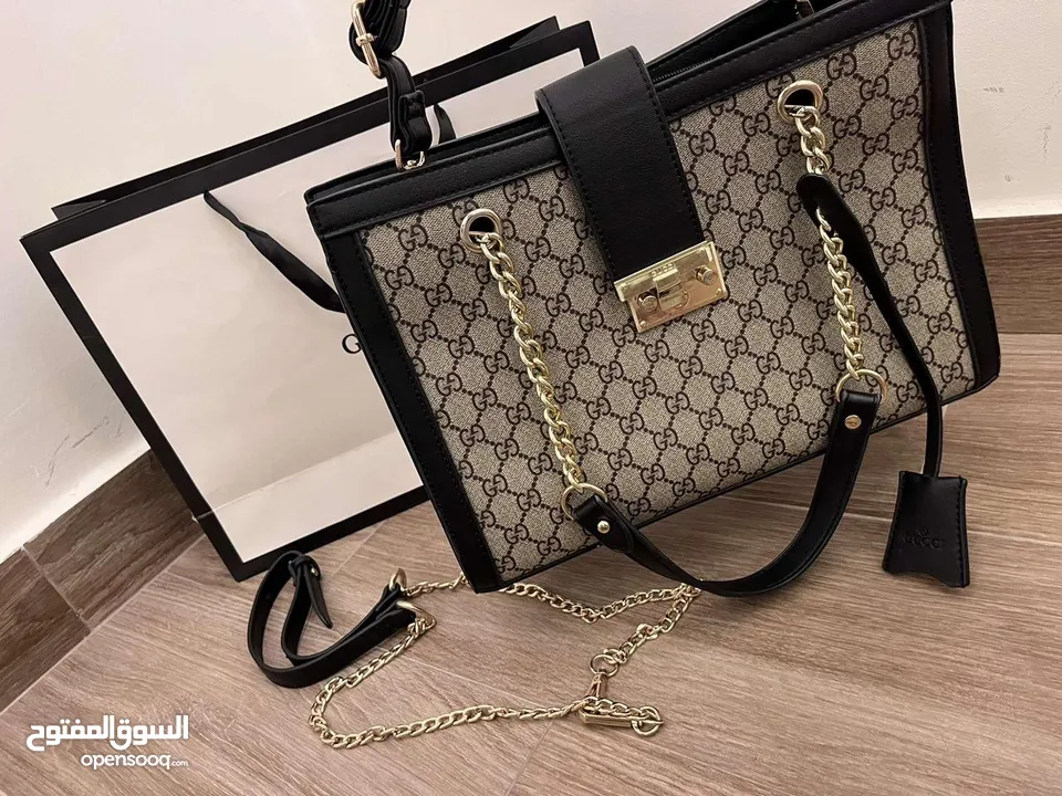 شنتة جوتشي وارد دبي جديد للبيع ب 15 دينار وشنتة هيرمز وارد دبي جديدة للبيع ب 18 دينار