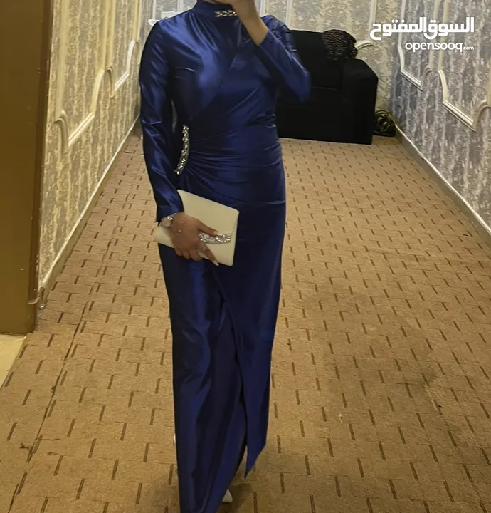 فستان أزرق ملبوس مره وحده فقطططط  قياس L (40) بسطللل عاللبس